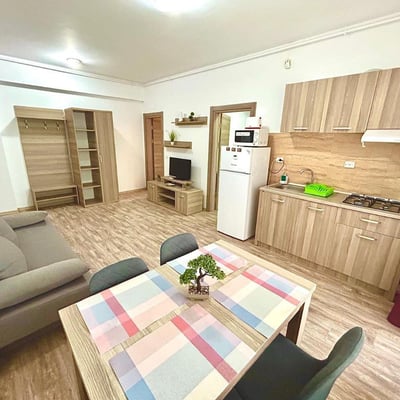 Rental of a comfortable 2-room apartment, 55 m², Mamaia district, Constanța, Romania